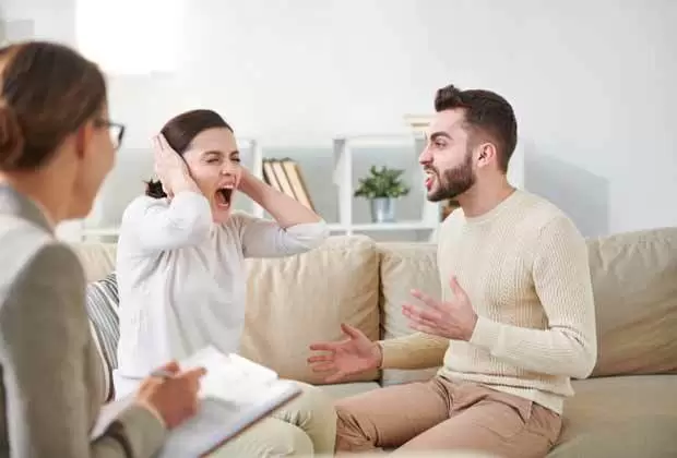 اختلافات زن و شوهر و راهکارهایی برای حل آن
