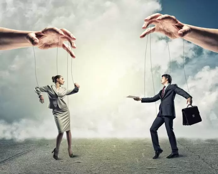 نحوه برخورد با همسر کنترل گر